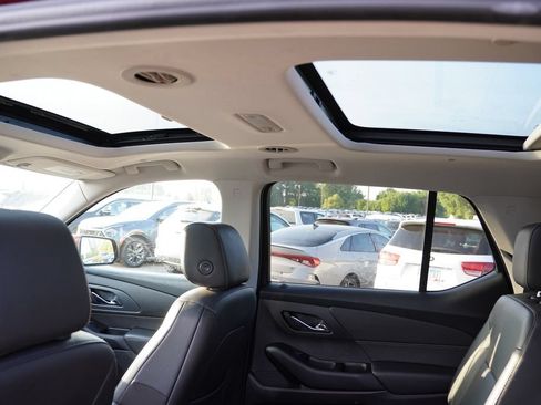 Used 2020 Chevrolet Traverse Premier w/ LPO, Floor Liner Package AWD/4WD image 5