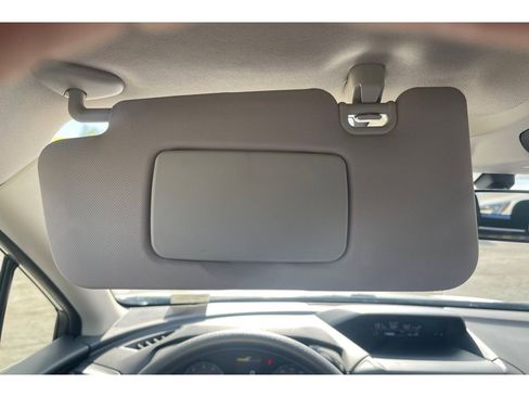 Certified 2023 Subaru Crosstrek 2.0i image 37