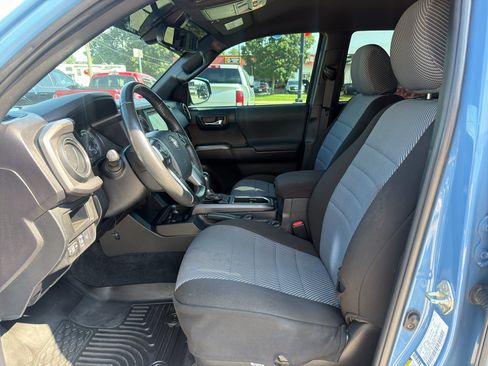 Used 2019 Toyota Tacoma TRD Off-Road RWD image 20