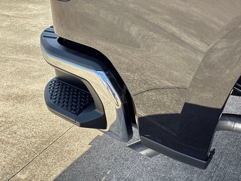 New 2026 Chevrolet Silverado 1500 LT w/ Texas Edition Plus RWD image 10