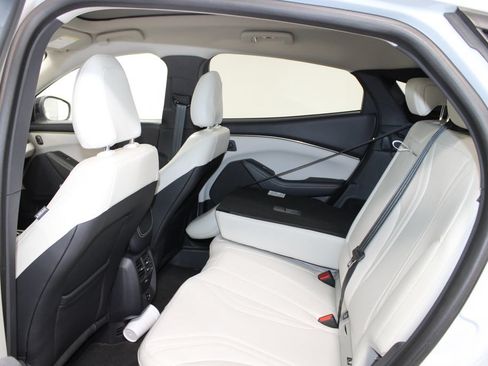 Used 2021 Ford Mustang Mach-E Premium RWD image 18