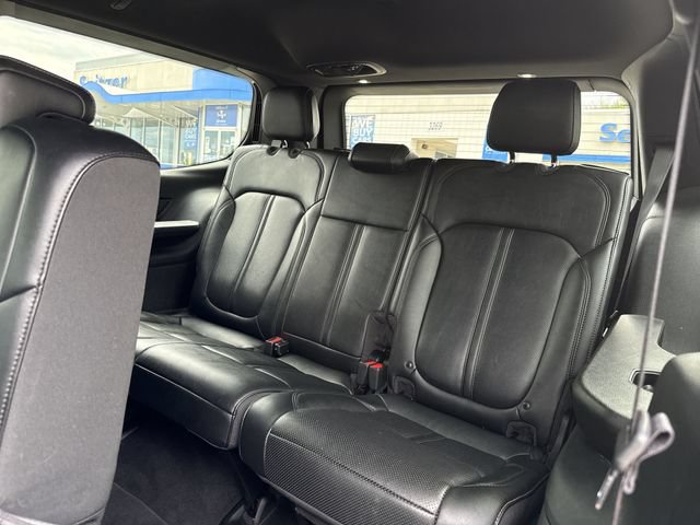Used 2024 Jeep Wagoneer Series II w/ Flexible Seating Group AWD/4WD image 28