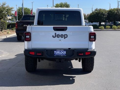 New 2026 Jeep Gladiator Rubicon AWD/4WD image 7