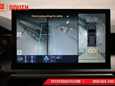 Used 2025 Toyota 4Runner TRD Sport Premium AWD/4WD image 19
