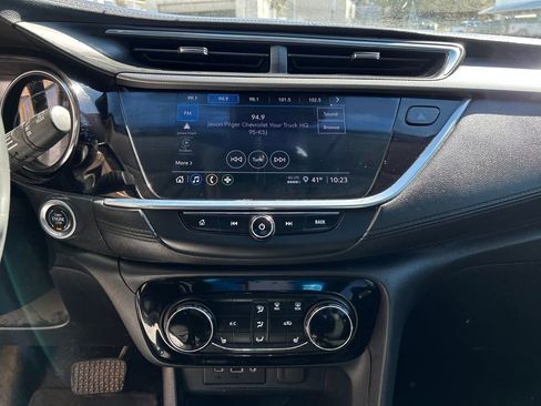 Used 2021 Buick Encore GX Preferred w/ Cold Weather Comfort Package image 17