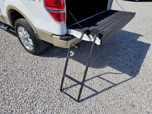 Used 2010 Ford F150 Lariat AWD/4WD image 27