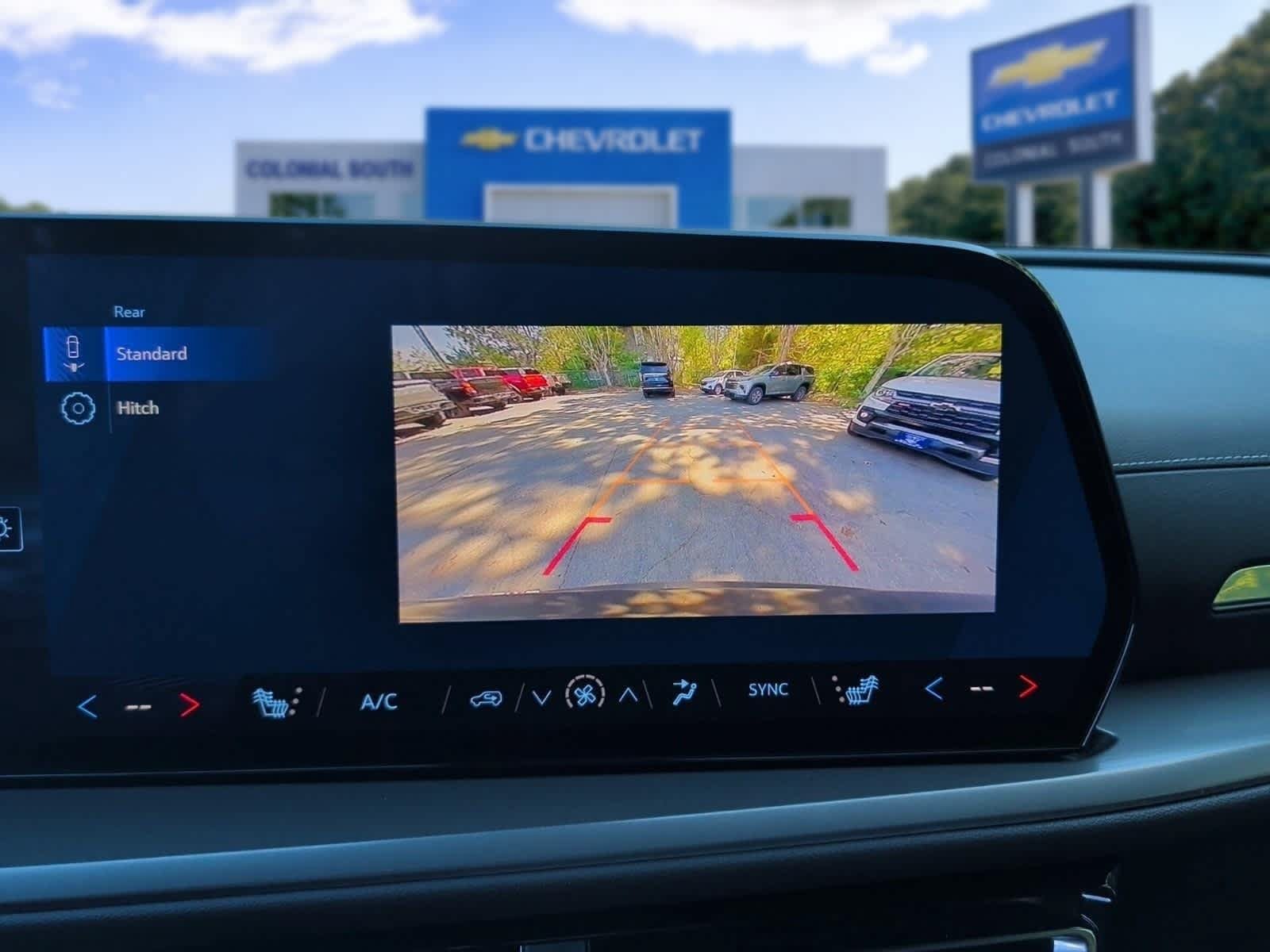 Certified 2026 Chevrolet Traverse LT AWD/4WD image 23