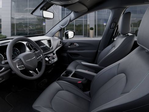New 2026 Chrysler Pacifica Select FWD image 26
