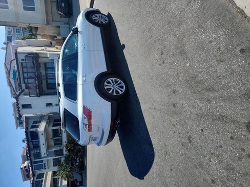 Used 2011 MAZDA CX-9 Grand Touring w/ Moonroof & Bose Audio Pkg image 19