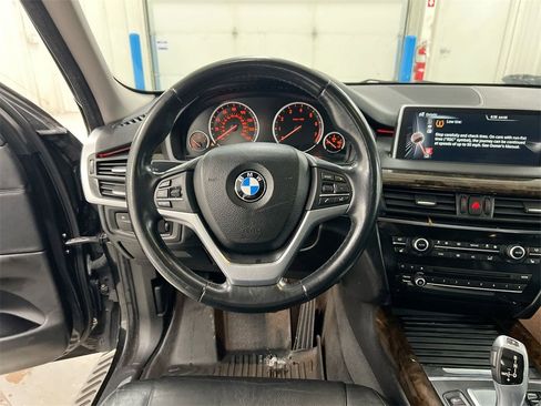 Used 2015 BMW X5 xDrive35i image 11