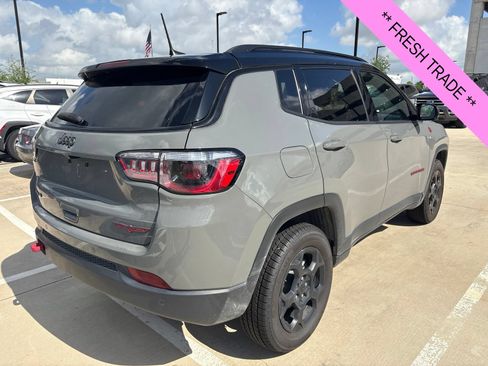 Used 2023 Jeep Compass Trailhawk AWD/4WD image 5