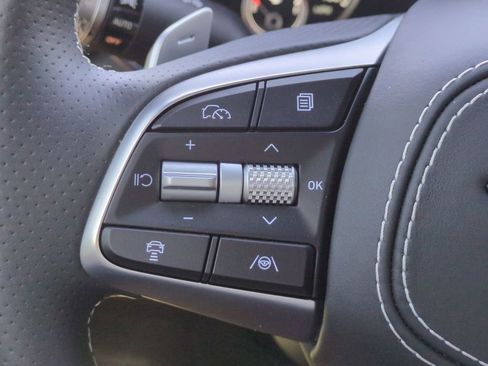 Used 2025 Genesis G70 3.3T Advanced w/ Sport Prestige Package image 26