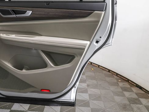 New 2026 Volkswagen Atlas SEL image 43