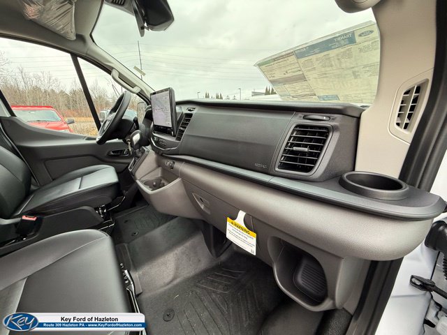 Used 2025 Ford Transit 350 148 Low Roof AWD image 38