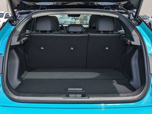New 2026 Nissan Leaf Platinum+ FWD image 14