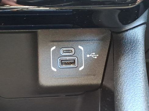 New 2026 Jeep Compass Limited image 11