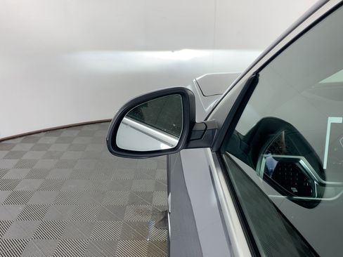 Used 2026 BMW X5 sDrive40i w/ Premium Package image 21