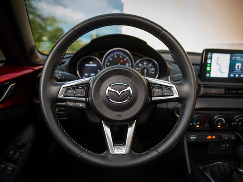 Used 2022 MAZDA MX-5 Miata Club image 29