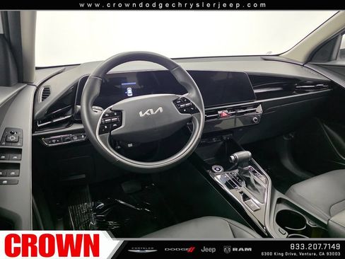 Used 2023 Kia Niro EX FWD image 16