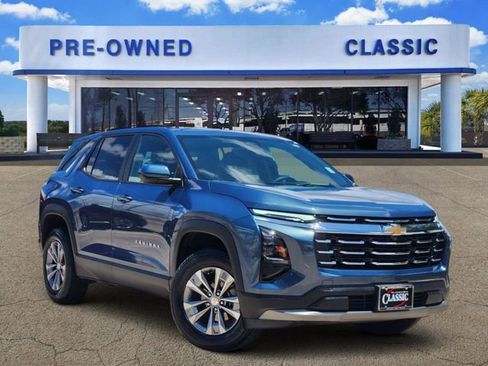 Used 2026 Chevrolet Equinox LT FWD image 1