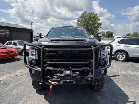 Used 2020 GMC Sierra 2500 Denali w/ Denali Ultimate Package AWD/4WD image 8