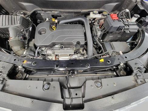 Used 2025 Chevrolet Equinox LT image 7