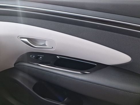 Certified 2024 Hyundai Tucson Limited image 31