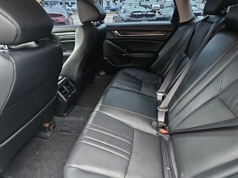 Used 2021 Honda Accord Touring image 21