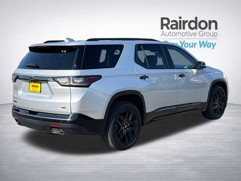 Used 2019 Chevrolet Traverse Premier w/ Redline Edition AWD/4WD image 7