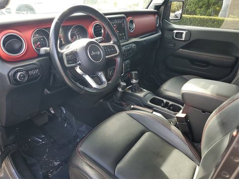 Used 2020 Jeep Gladiator Rubicon image 18