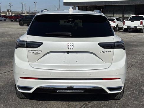 Used 2025 Buick Envision Avenir AWD/4WD image 5