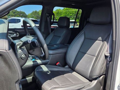 Used 2023 Chevrolet Suburban Z71 w/ Luxury Package AWD/4WD image 27