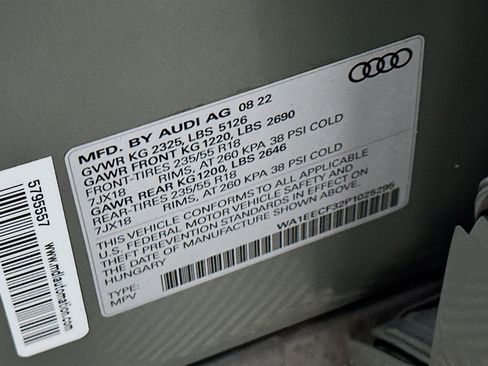 Used 2023 Audi Q3 2.0T Premium Plus w/ Premium Plus Package image 12