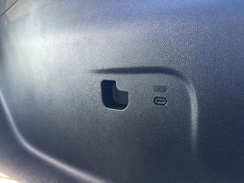 New 2026 GMC Acadia Denali Ultimate w/ LPO, Floor Liner Package AWD/4WD image 61