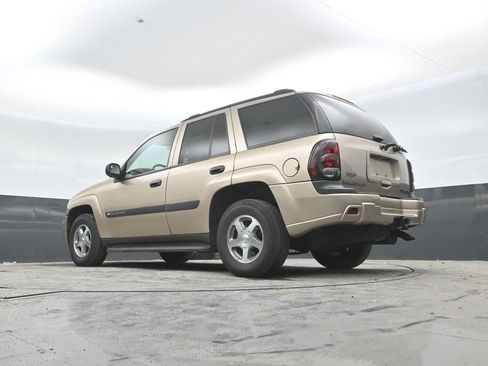 Used 2004 Chevrolet TrailBlazer LS w/ LS Preferred Equipment Group AWD/4WD image 23