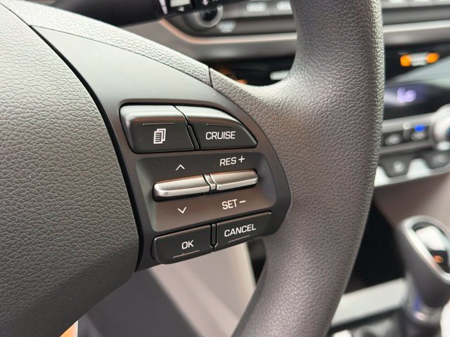 Used 2020 Hyundai Elantra SEL FWD image 22