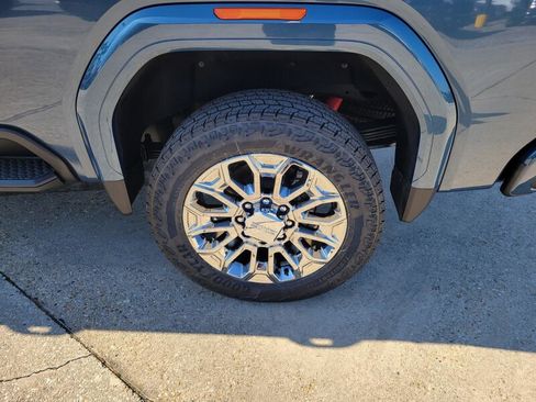 New 2026 GMC Sierra 2500 Denali Ultimate image 10