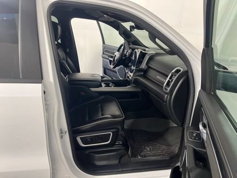 Used 2023 RAM 1500 Laramie AWD/4WD image 34