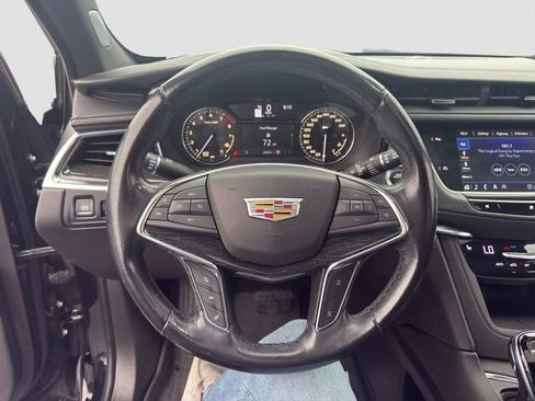 Used 2020 Cadillac XT5 Premium Luxury AWD/4WD image 10
