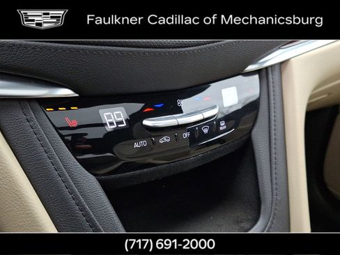 Used 2018 Cadillac XT5 Luxury w/ Driver Awareness Package image 16