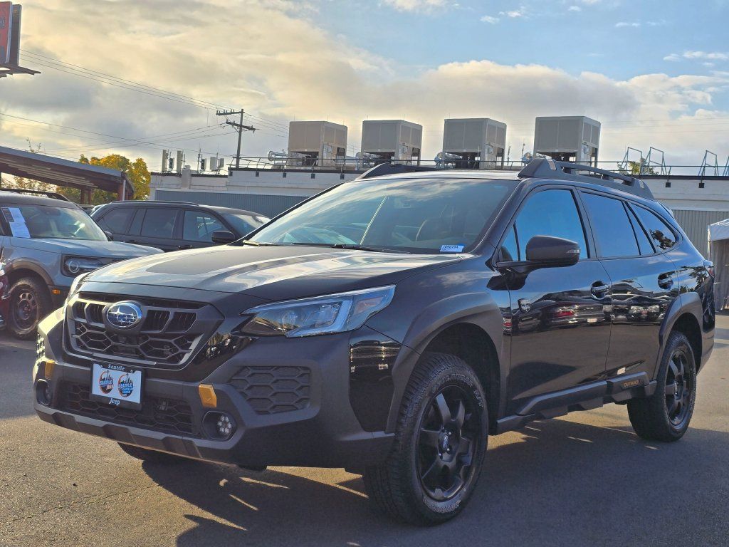 Used 2025 Subaru Outback Wilderness AWD/4WD image 3