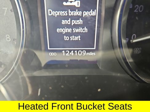 Used 2017 Toyota Highlander XLE image 16