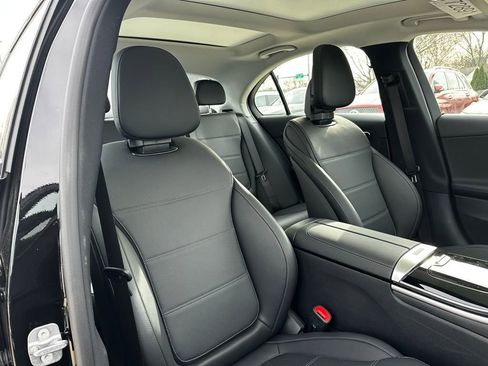 Used 2025 Mercedes-Benz C 300 4MATIC Sedan image 20