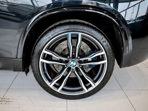 Used 2017 BMW X5 M image 50