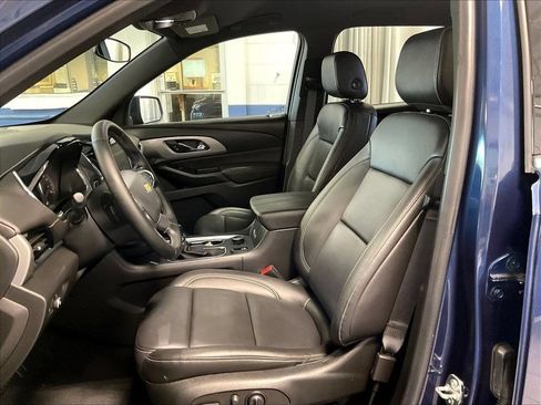 Used 2023 Chevrolet Traverse LT AWD/4WD image 9