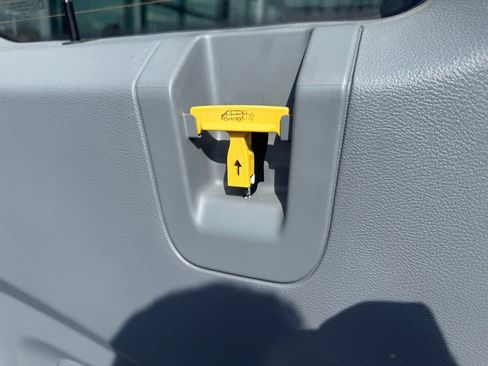 Used 2019 Ford Transit 150 XLT RWD image 36