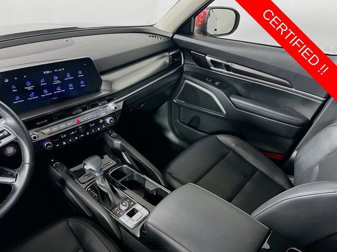 Certified 2024 Kia Telluride S AWD/4WD image 24