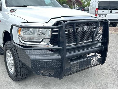 Used 2022 RAM 2500 Tradesman w/ Chrome Appearance Group AWD/4WD image 13