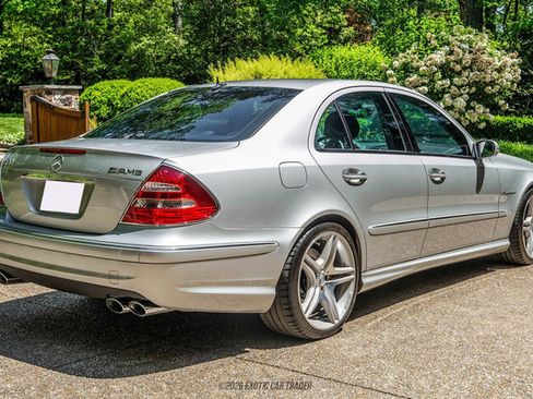 Used 2005 Mercedes-Benz E 55 AMG Sedan image 6