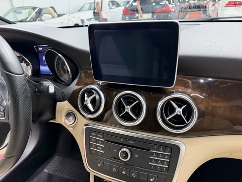 Used 2015 Mercedes-Benz CLA 250 4MATIC image 44